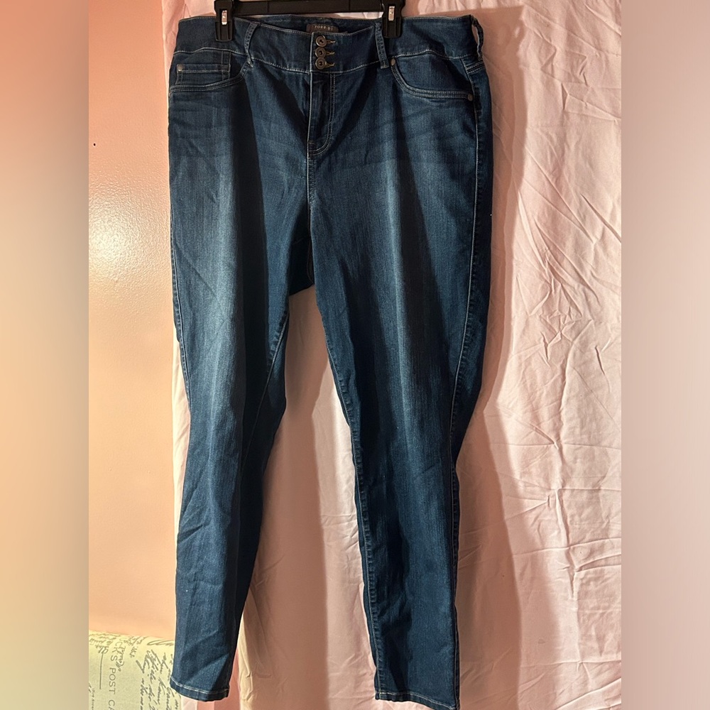 Torrid Dark Blue Stretch Jeggings